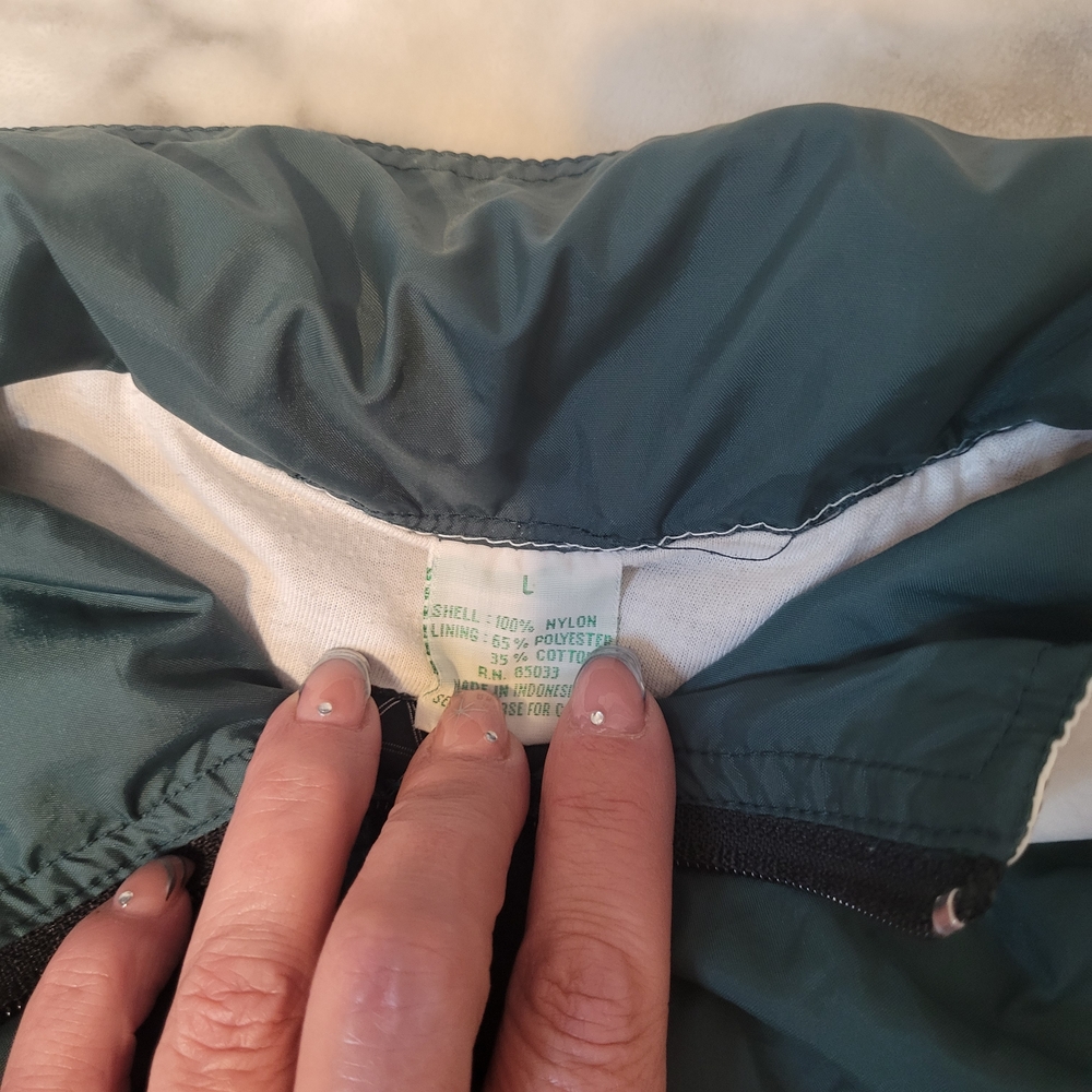 Vintage Diadora Green and White Nylon Jacket - Picture 4 of 9